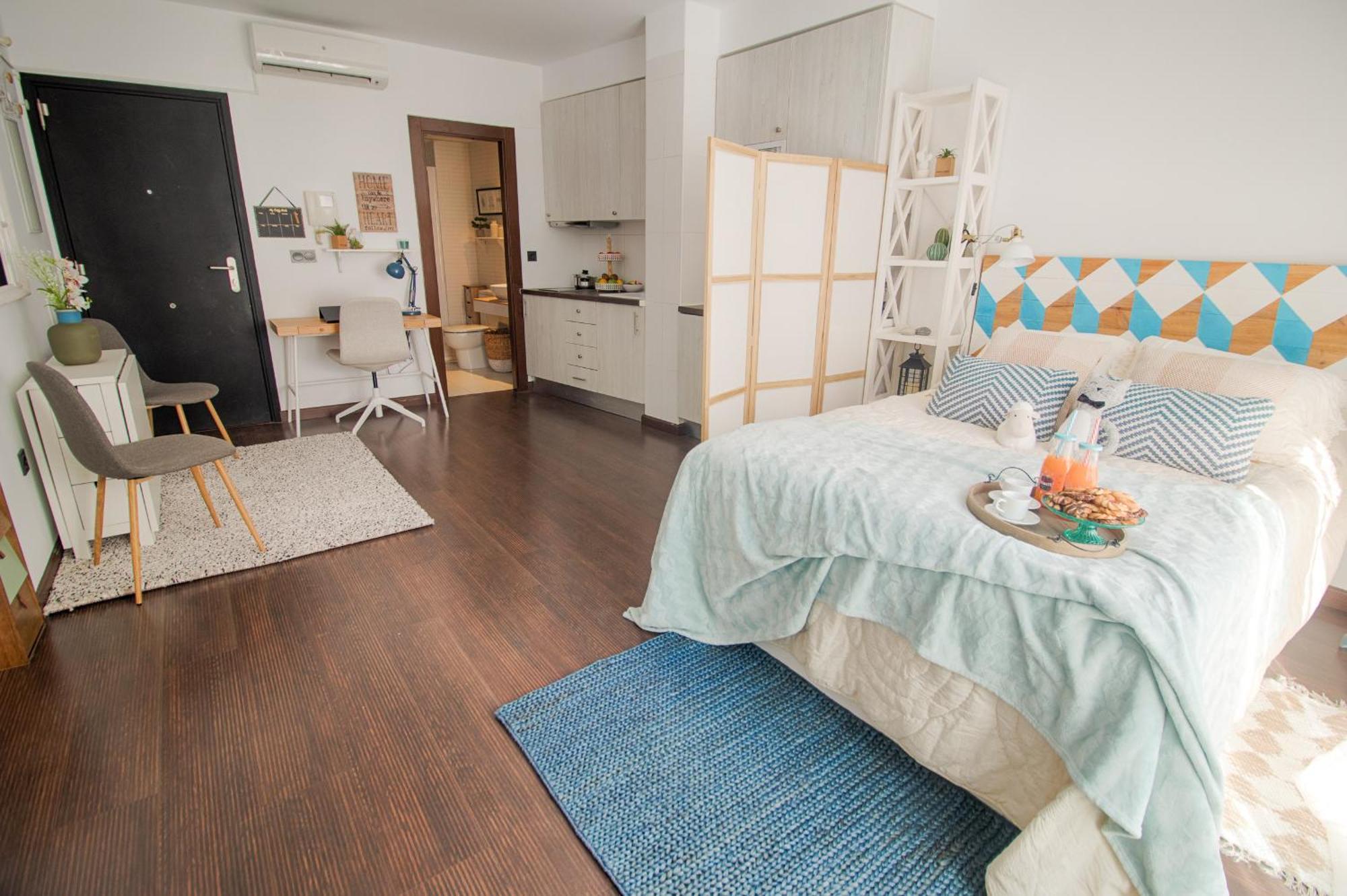 C80 - Rustic Chic Studio Downtown Malaga Exterior photo